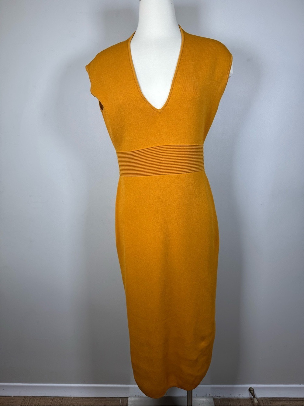 Michael Kors V-Neck Ribbed-Waist Midi Dress in Mustard Gold Large